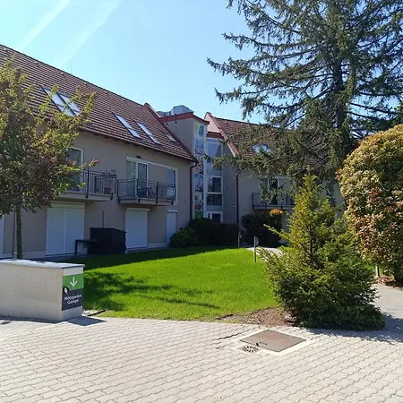 Lejlighedshotel Fresh Garden Wellness 2 Em 6 Siófok